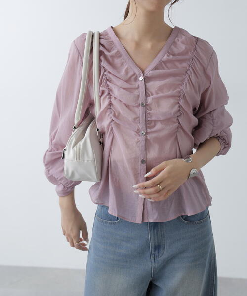 FREE'S MART(フリーズマート)の「◇Vネックシャーリングブラウス(シャツ/ブラウス・レディース・ホワイト/ネイビー/ピンク/ブルー・FREE)」の5枚目の写真