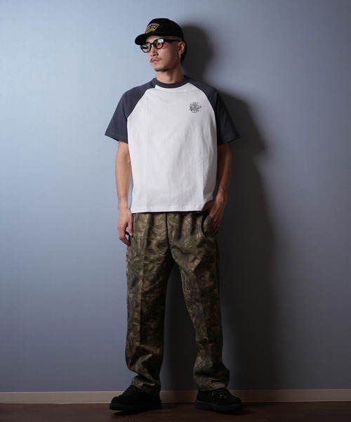 LURKING CLASS（ラーキングクラス）の「【ムラサキスポーツ限定】LURKING CLASS/ラーキングクラス 半袖Tシャツ ラグラン バックプリント ST25STM10（Tシャツ/カットソー・メンズ・ホワイト×グレー/ホワイト×ブラック・XL/L/M）」の9枚目の写真