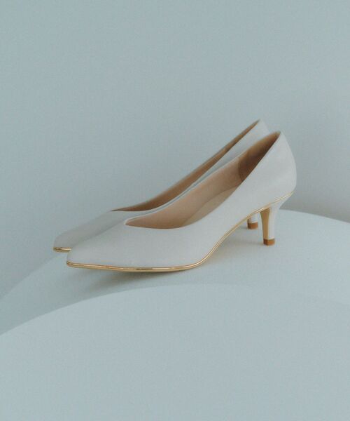 YECCA VECCA（イェッカヴェッカ）の「メタルラインパンプス（パンプス・レディース・ベージュ/ゴールド/アイボリー・22.5cm/23.5cm/24.5cm）」の17枚目の写真