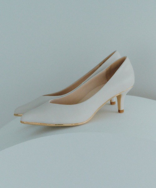 YECCA VECCA（イェッカヴェッカ）の「メタルラインパンプス（パンプス・レディース・ベージュ/ゴールド/アイボリー・22.5cm/23.5cm/24.5cm）」の5枚目の写真