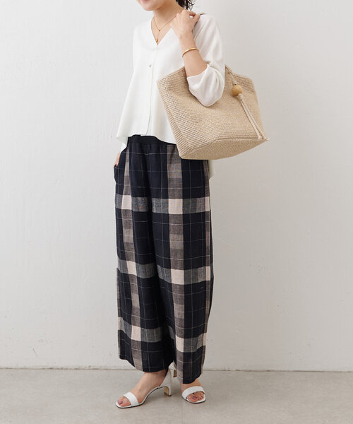 BEARDSLEY(ビアズリー)の「《russet×BEARDSLEY》カゴトートバッグ(トートバッグ・レディース・ブラック/アイボリー・LARGE)」の5枚目の写真