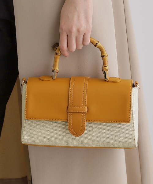 grove（グローブ）の「【雑誌掲載】フラップバンブーハンドル2WAYトート（ハンドバッグ・レディース・アイボリー/ダークブラウン/こしょう色系・00）」の3枚目の写真