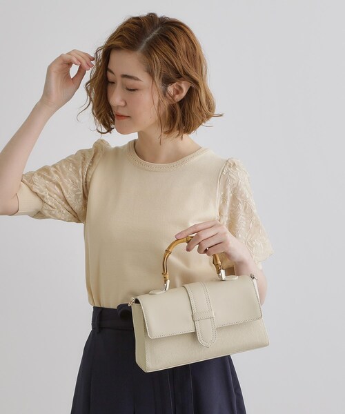 grove（グローブ）の「【雑誌掲載】フラップバンブーハンドル2WAYトート（ハンドバッグ・レディース・アイボリー/ダークブラウン/こしょう色系・00）」の4枚目の写真