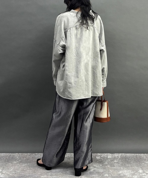 NICOLE white(ニコルホワイト)の「テンセル混デニムシャツ(シャツ/ブラウス・レディース・ブラック/グレー/サックスブルー系・FREE)」の5枚目の写真