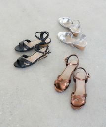 noyau（ノヤウ）の「ヒールクロスベルトサンダル（サンダル）」