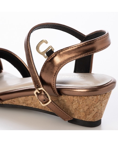 noyau(ノヤウ)の「ヒールクロスベルトサンダル(サンダル・レディース・ブラック/ベージュ/シルバー/キナリ・LL/S/M/L)」の10枚目の写真