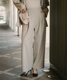 ツータックパンツ」に該当するスラックスファッション通販