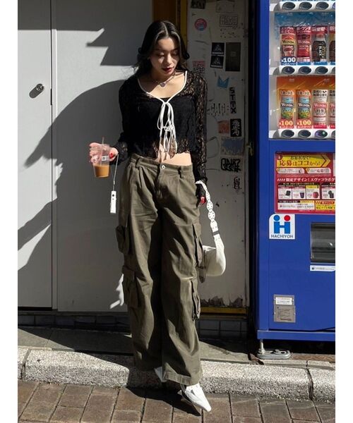 EVRIS(エヴリス)の「レースショートカーディガン(カーディガン/ボレロ・レディース・イエロー/ブラック/ブルー・FREE)」の19枚目の写真