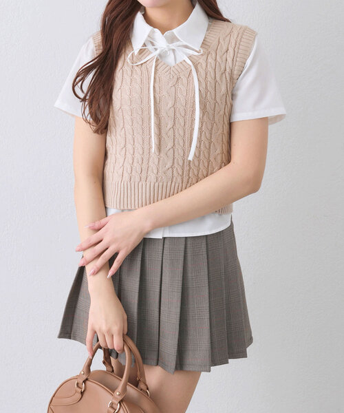 OLIVE des OLIVE（オリーブデオリーブ）の「ケーブルベストセット（アンサンブル・レディース・アイボリー/トップグレー/ネイビー・FREE）」の16枚目の写真