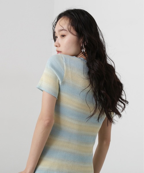 N.（N. Natural Beauty Basic）（エヌエヌナチュラルビューティーベーシック）の「グラデーションボーダーニット（ニット/セーター・レディース・イエロー系その他/ブルー系その他・MEDIUM）」の6枚目の写真