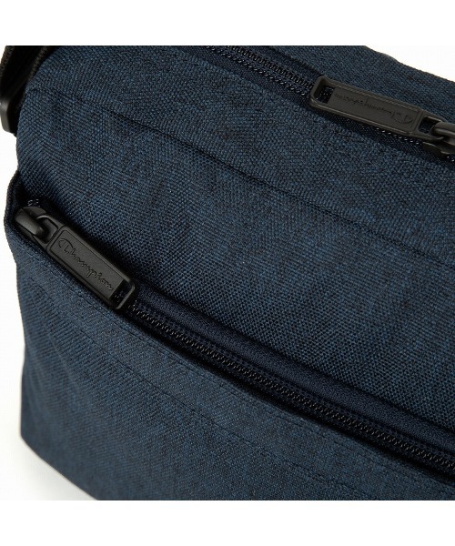 Champion（チャンピオン）の「ショルダーバッグ メンズ レディース チャンピオン champion デモイン No.68602（ショルダーバッグ・メンズ・ブラック/ネイビー・FREE）」の7枚目の写真