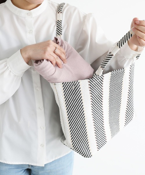 n'OrLABEL(ノアールレーベル)の「【機能素材】『シアーパーカー』(パーカー・レディース・オフホワイト/ブルー/グレー/モカ/ピンク/ブラック・1/2)」の8枚目の写真