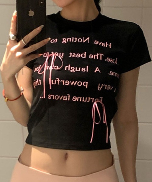 SPIGA（スピーガ）の「ﾛｺﾞﾌﾟﾘﾝﾄﾘﾎﾞﾝﾁｬｰﾑ半袖ﾁﾋﾞTｼｬﾂ（Tシャツ/カットソー・レディース・ブラック/ホワイト・SMALL/MEDIUM/LARGE）」の5枚目の写真