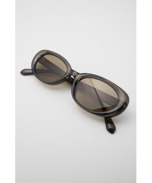 MOUSSY(マウジー)の「SLIM LINE アイウェア(サングラス・レディース・ブラック/ブラウン・FREE)」の9枚目の写真