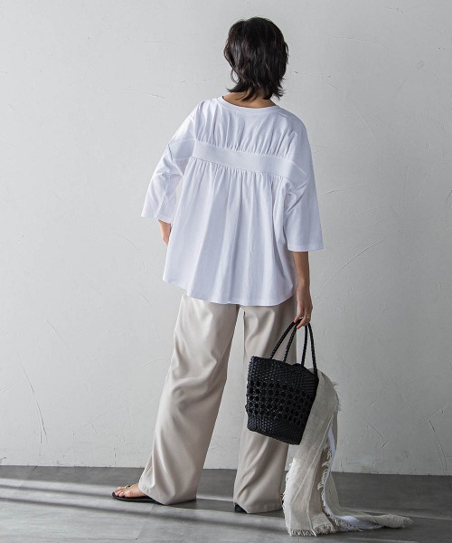 MAYSON GREY（メイソングレイ）の「オーガニックコットンバッグギャザーテーププルオーバー≪洗濯機で洗える≫（Tシャツ/カットソー・レディース・オフホワイト/ブラック/ベージュ・M）」の17枚目の写真