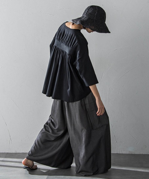 MAYSON GREY（メイソングレイ）の「オーガニックコットンバッグギャザーテーププルオーバー≪洗濯機で洗える≫（Tシャツ/カットソー・レディース・オフホワイト/ブラック/ベージュ・M）」の10枚目の写真