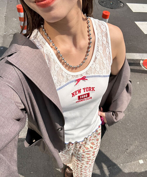 CIAOPANIC（チャオパニック）の「レース切替刺繍ロゴタンクトップ（キャミソール・レディース・ブラック/ホワイト/ボルドー・ONE SIZE）」の2枚目の写真