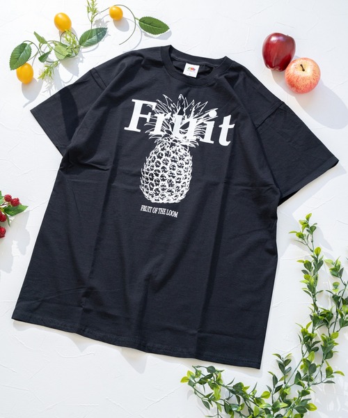 FRUIT OF THE LOOM(フルーツオブザルーム)の「【FRUIT OF THE LOOM】PRINT Tshirt 3/Tシャツ/フルーツロゴ(Tシャツ/カットソー・メンズ・その他2/その他4/その他1/パープル/イエロー/レッド/グリーン/その他3・M/S/XL/L)」の6枚目の写真