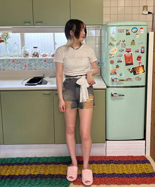 Mi-je（ミジェ）の「ダメージショートパンツ【韓国ファッション】（その他パンツ・レディース・ネイビー/パープル・M/S）」の15枚目の写真