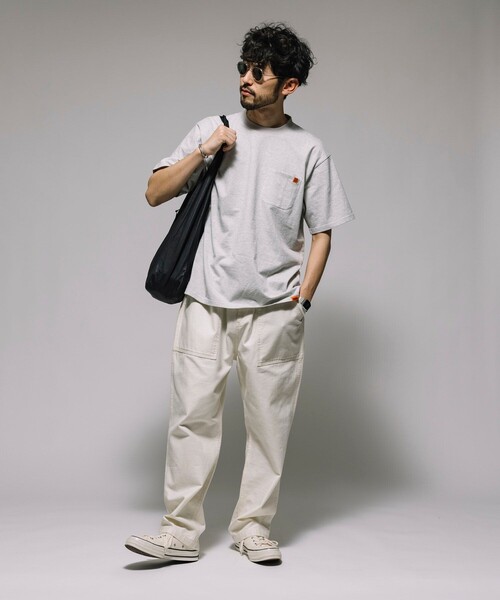 UNIVERSAL OVERALL(ユニバーサルオーバーオール)の「UNIVERSAL OVERALL/ユニバーサルオーバーオール 別注 ピンボーダー ワークポケット TEE(Tシャツ/カットソー・メンズ・グレー/ブラック・LARGE/MEDIUM)」の16枚目の写真