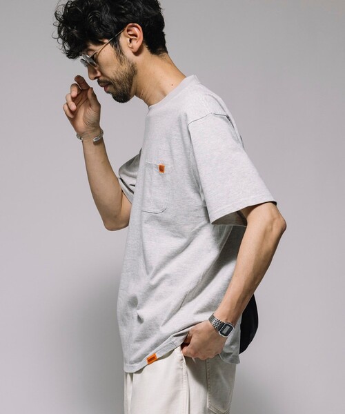 UNIVERSAL OVERALL(ユニバーサルオーバーオール)の「UNIVERSAL OVERALL/ユニバーサルオーバーオール 別注 ピンボーダー ワークポケット TEE(Tシャツ/カットソー・メンズ・グレー/ブラック・LARGE/MEDIUM)」の21枚目の写真