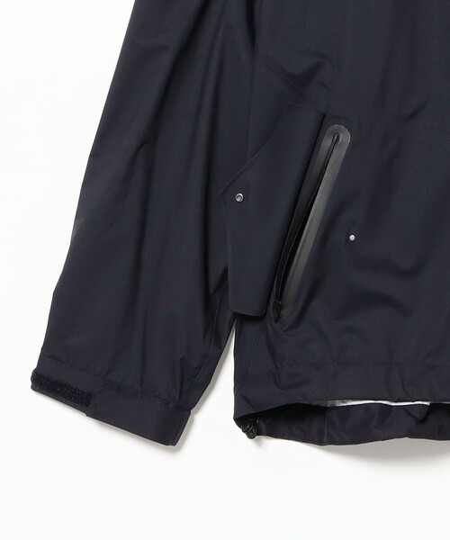BEAMS F(ビームスエフ)の「BARACUTA / 3レイヤー ナイロン ブルゾン(ブルゾン・メンズ・ブラック・38/40/42)」の18枚目の写真