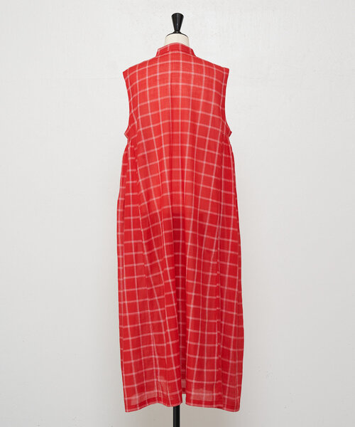 BEARDSLEY（ビアズリー）の「ジャンダニギャザーワンピース（ワンピース・レディース・サックスブルー/レッド・FREE）」の6枚目の写真