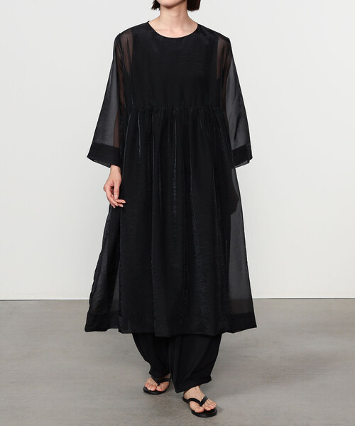 Bshop（ビショップ）の「eunoia | オーガンザラウンドネックワンピース WOMEN（ワンピース・レディース・ブラック・ONE）」の12枚目の写真