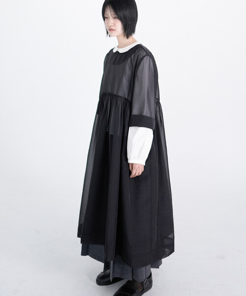 Bshop（ビショップ）の「eunoia | オーガンザラウンドネックワンピース WOMEN（ワンピース・レディース・ブラック・ONE）」の14枚目の写真