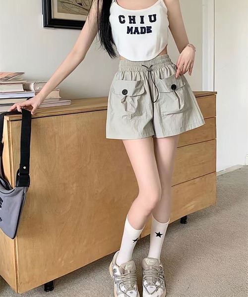 NinaetLina(ニナエリナ)の「ショートパンツ(その他パンツ・レディース・ブラック/ベージュ/チャコール・S/M/L)」の15枚目の写真