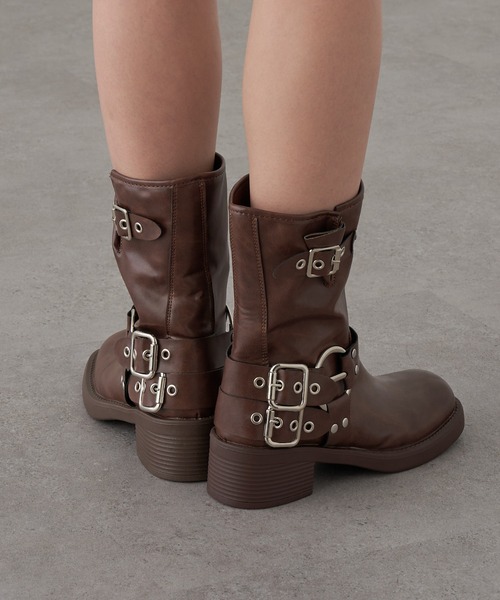 RAY CASSIN（レイカズン）の「エンジニアミドルブーツ（ブーツ・レディース・ブラウン/ブラック・36/37/38）」の19枚目の写真