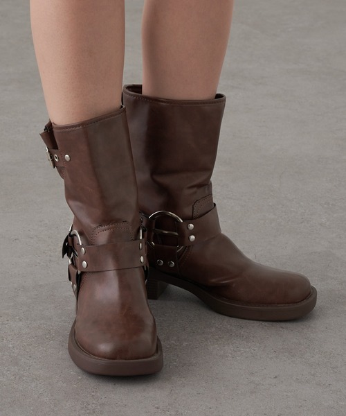 RAY CASSIN（レイカズン）の「エンジニアミドルブーツ（ブーツ・レディース・ブラウン/ブラック・36/37/38）」の17枚目の写真