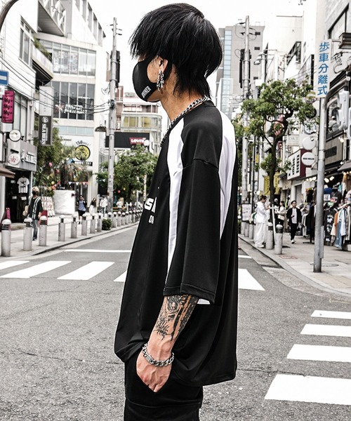 DIVINER(ディヴァイナー)の「Monotone Game TEE 半袖 Tシャツ メンズ カットソー ゲームシャツ(Tシャツ/カットソー・メンズ・ブラック・M/L)」の3枚目の写真