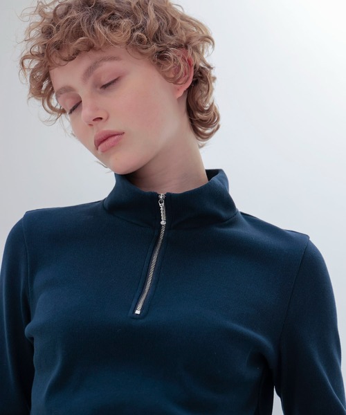 THREE DOTS TURQUOISE(スリードットターコイズ)の「THREE DOTS TURQUOISE × DRESSLAVE / HALF ZIP PULLOVER(ハーフジッププルオーバー)(Tシャツ/カットソー・レディース・ホワイト/ネイビー・36)」の5枚目の写真