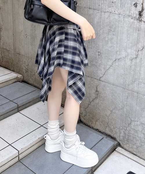 INGNI（イング）の「腰巻シャツ風チェック柄スカパン（スカート・レディース・ネイビー系2/レッド系その他5/ブラック系/ブラック系その他3/ネイビー系1/ローズ系8・FREE）」の18枚目の写真