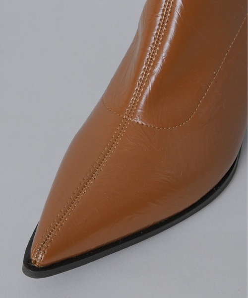 Olu.(オルドット)の「ポインテッドトゥブーツ(ブーツ・レディース・ブラック/キャメル・37/39/35)」の13枚目の写真