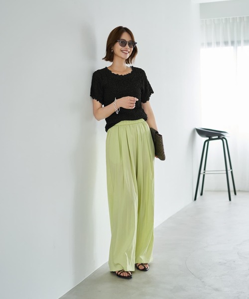 STYLE DELI(スタイルデリ)の「微光沢シボ感ギャザーワイドパンツ(その他パンツ・レディース・ブラウン系/グリーン系・FREE)」の11枚目の写真