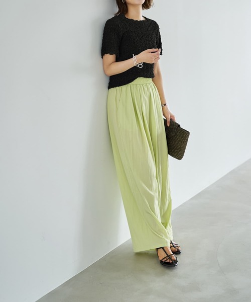 STYLE DELI(スタイルデリ)の「微光沢シボ感ギャザーワイドパンツ(その他パンツ・レディース・ブラウン系/グリーン系・FREE)」の7枚目の写真