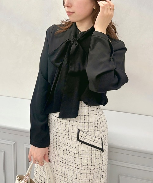 MISCH MASCH（ミッシュマッシュ）の「WEB限定 2025秋冬新作 リボンボウタイブラウス（シャツ/ブラウス・レディース・ホワイト/ブラック/ピンク・ﾌﾘ-）」の19枚目の写真