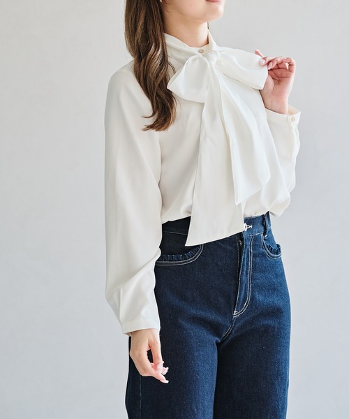 MISCH MASCH（ミッシュマッシュ）の「WEB限定 2025秋冬新作 リボンボウタイブラウス（シャツ/ブラウス・レディース・ホワイト/ブラック/ピンク・ﾌﾘ-）」の8枚目の写真