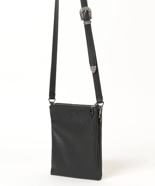 RAGEBLUE（レイジブルー）の「ウエスタンバックル//ミニショルダーバッグ（ショルダーバッグ・メンズ・ブラック系その他/ブラック/ブラウン・FREE）」の2枚目の写真