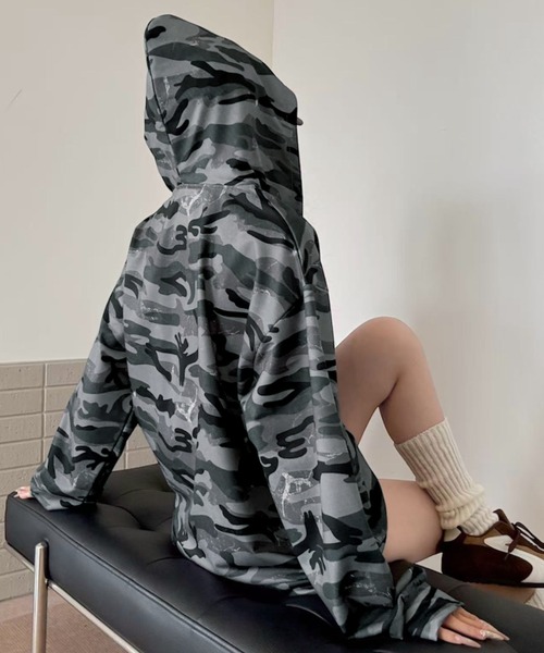 美品☆COOLA クーラティクス　カモフラパーカー 美品☆COOLA クーラティクス カモフラパーカー 美品☆COOLA クーラ