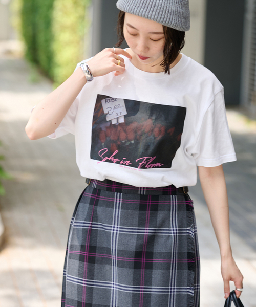 JOURNAL STANDARD relume(ジャーナルスタンダード レリューム)の「別注 TOMOYA WATANABE フォトTシャツ(Tシャツ/カットソー・レディース・ホワイト系その他/ホワイト/ホワイト×ホワイト・FREE)」の18枚目の写真