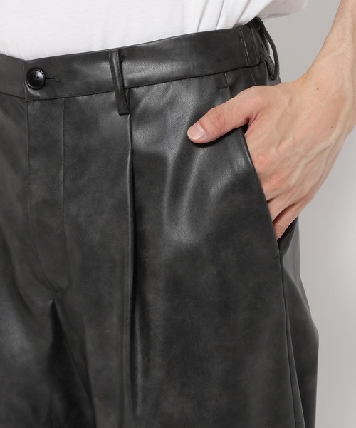 HARE(ハレ)の「【SET UP対応】LUXEレザーワイドフレアパンツ(HARE)(スラックス・メンズ・ブラウン系その他/グレー系その他/ブラック/ブラウン系その他2/ベージュ・SMALL/LARGE/MEDIUM)」の9枚目の写真