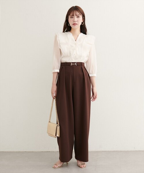 natural couture(ナチュラルクチュール)の「ラッフルフリルキーネック7分袖ブラウス(シャツ/ブラウス・レディース・オフホワイト/グレー/ピンク/ブラウン/サックスブルー・FREE)」の18枚目の写真