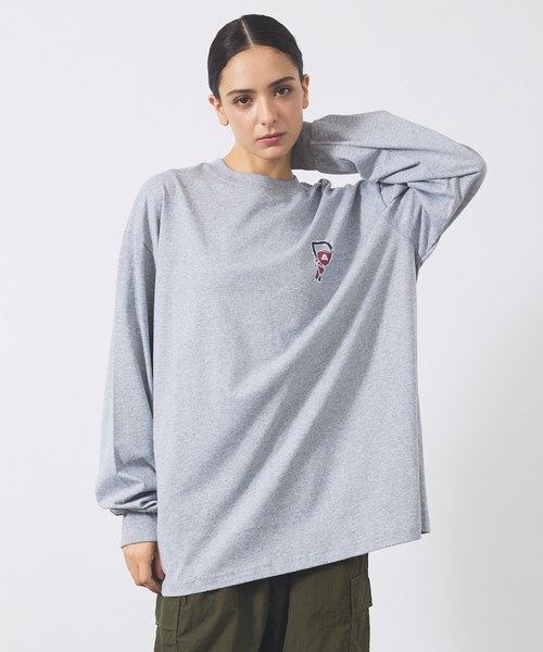 POLeR（ポーラー）の「【POLER/ポーラー】BIG LOGO CREW/ビッグロゴ クルーネック ロングスリーブTシャツ/両面プリント/ユニセックス（Tシャツ/カットソー・メンズ・グレー/ライトブラウン/ホワイト・M/L）」の15枚目の写真