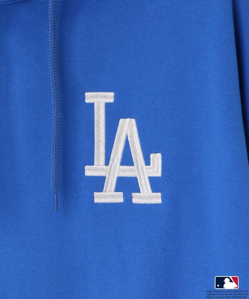 LOWRYS FARM（ローリーズファーム）の「【LFM(U)】ＭＬＢロゴスウェットパーカー　579331（パーカー・メンズ・ネイビー/ブラウン/ブルー/グリーン・MEDIUM/LARGE）」の14枚目の写真