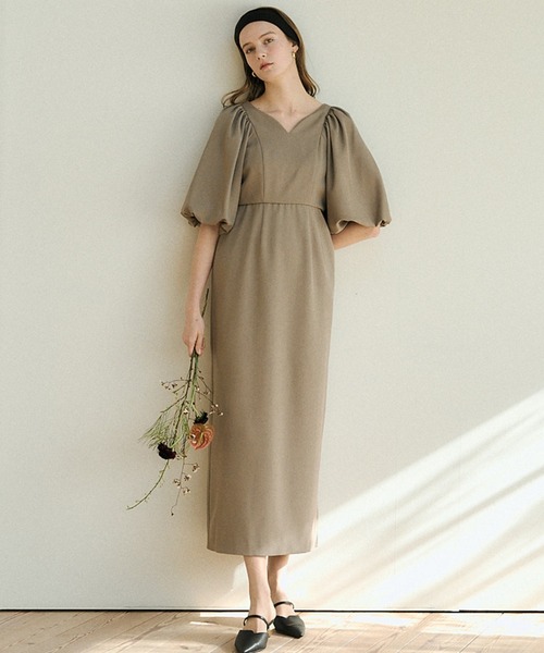LE'RURE(リルアー)の「Puffsleeve keyneck one piece(ドレス・レディース・ブラック/モカ・MEDIUM/SMALL)」の3枚目の写真