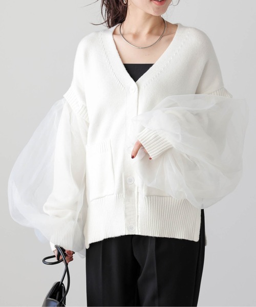 AMELY(エミリー)の「チュールスリーブ2wayニットカーディガン(カーディガン/ボレロ・レディース・ホワイト/ブラック/ピンク・フリー)」の10枚目の写真