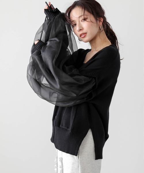 AMELY(エミリー)の「チュールスリーブ2wayニットカーディガン(カーディガン/ボレロ・レディース・ホワイト/ブラック/ピンク・フリー)」の12枚目の写真